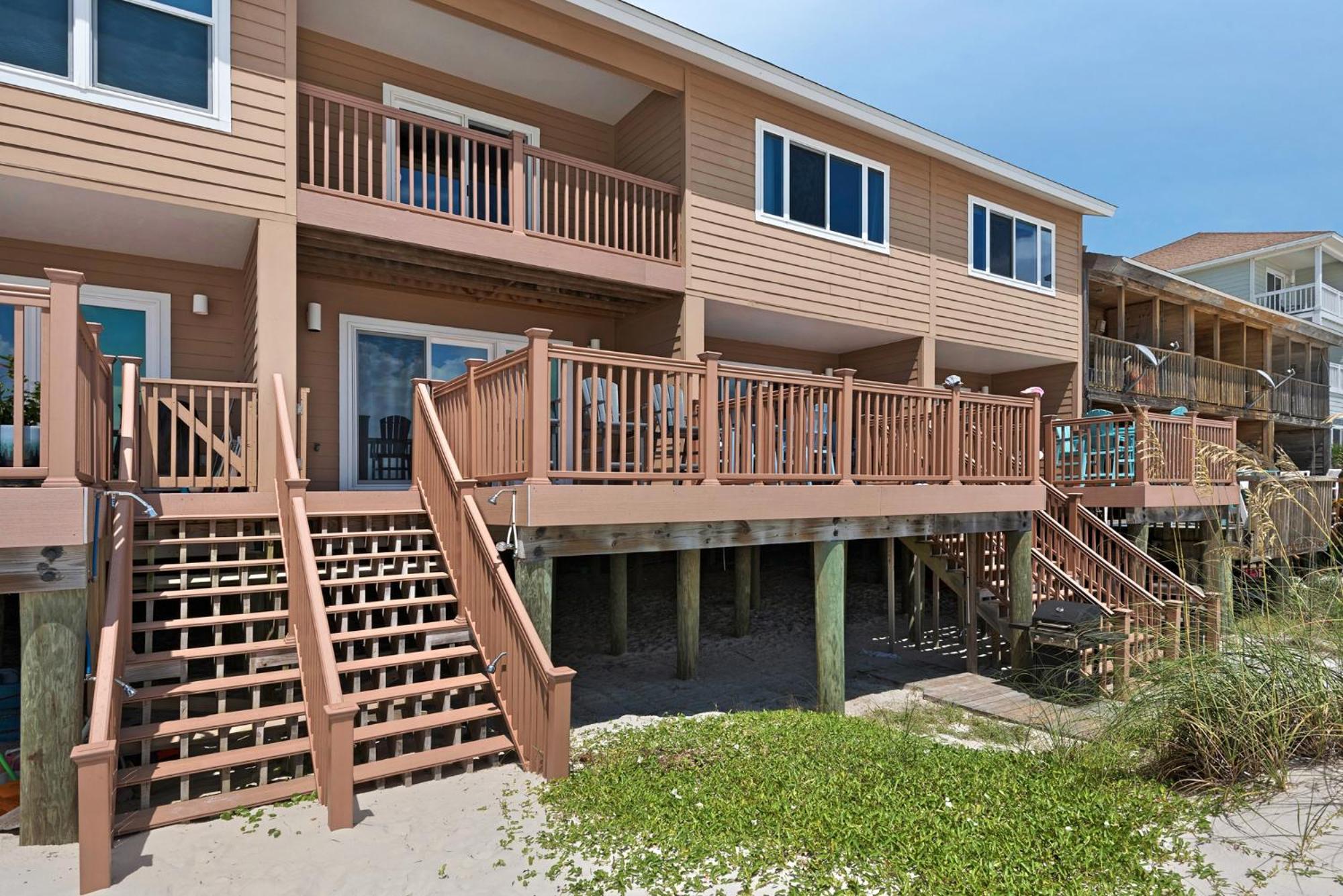 Directly On The Beach! First Floor Sundeck! Near Pier Park! Sleeps 6!